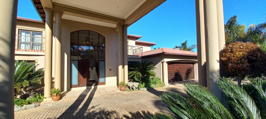 4 Bedroom Property for Sale in Hartenbos Heuwels Western Cape